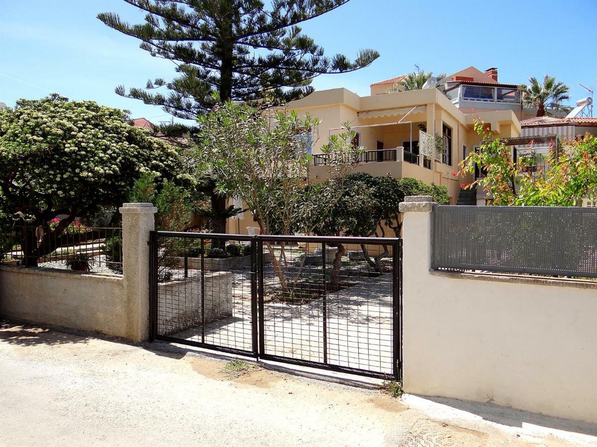 Apartment By The Sea Kato Daratso Exterior foto