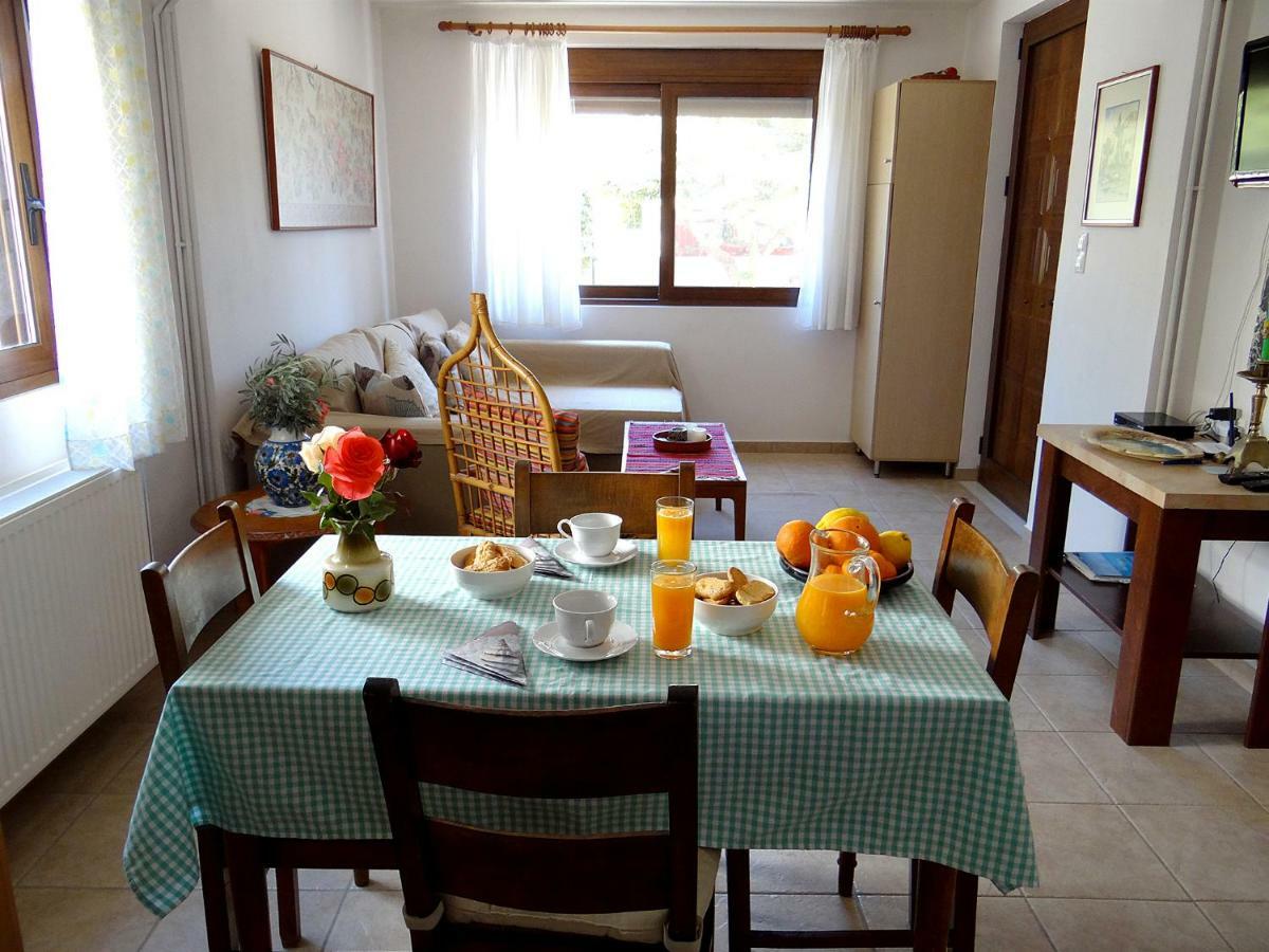 Apartment By The Sea Kato Daratso Exterior foto